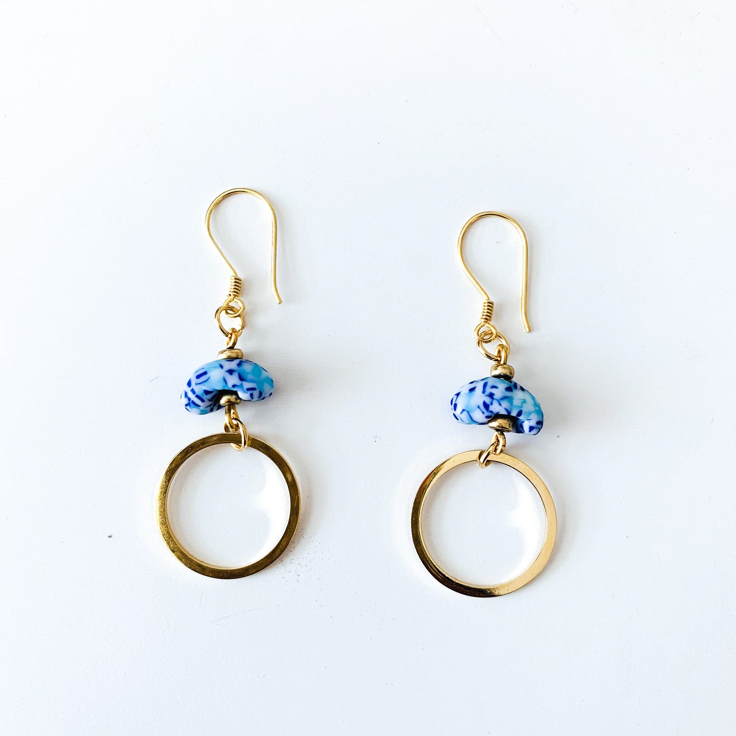 Boucles d'oreilles créoles solides Labadi Drop