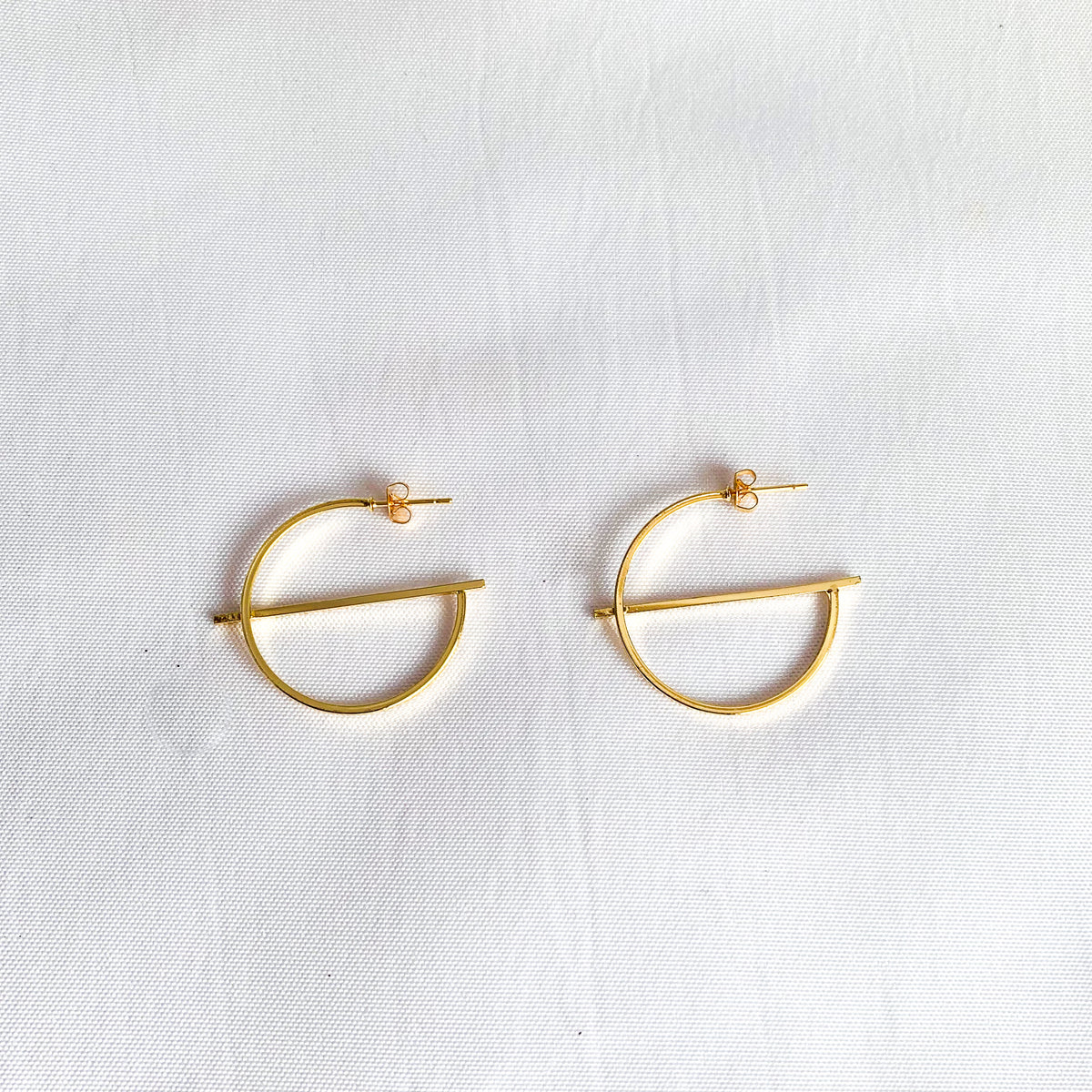 Boucles d'oreilles créoles dorées de luxe