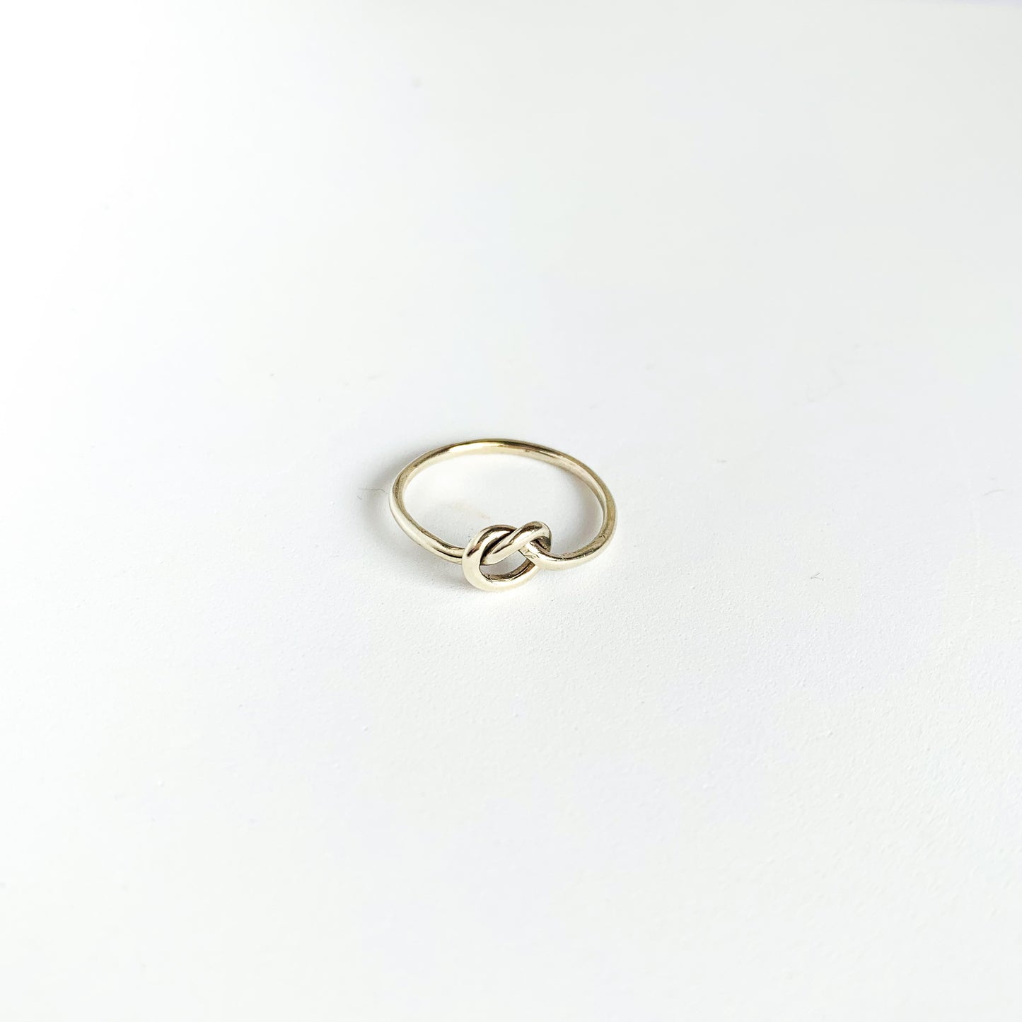 9ct White Gold Knots of Love Ring