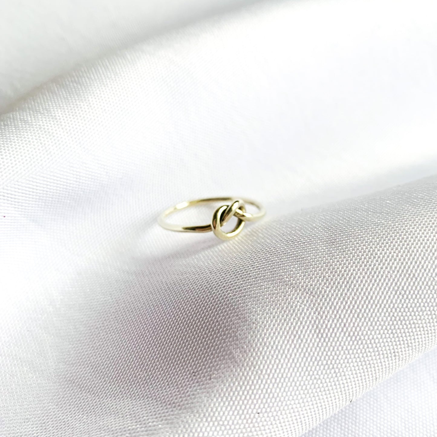 9ct White Gold Knots of Love Ring