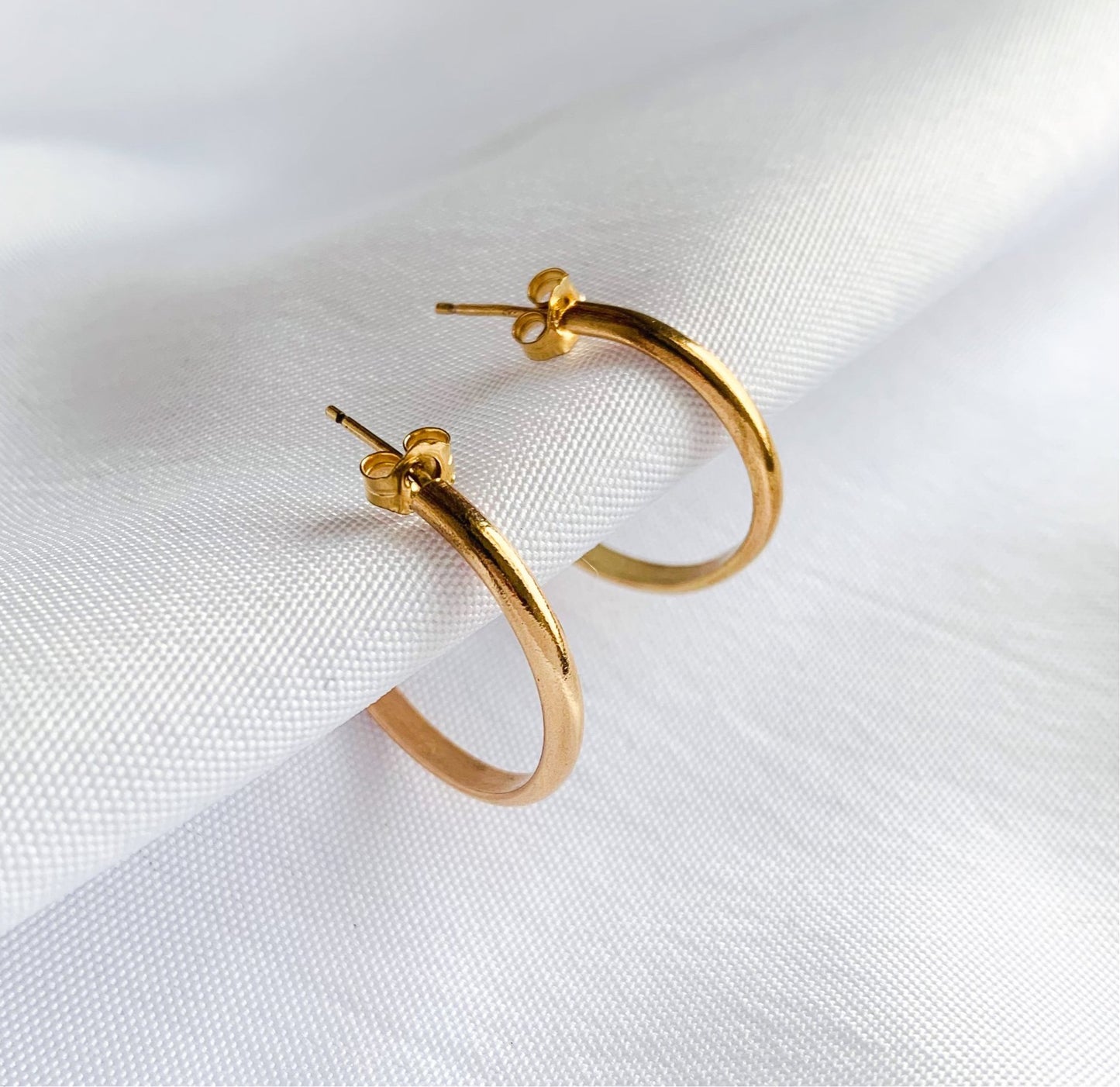 Nyla 14k Gold Filled Hoop Earrings