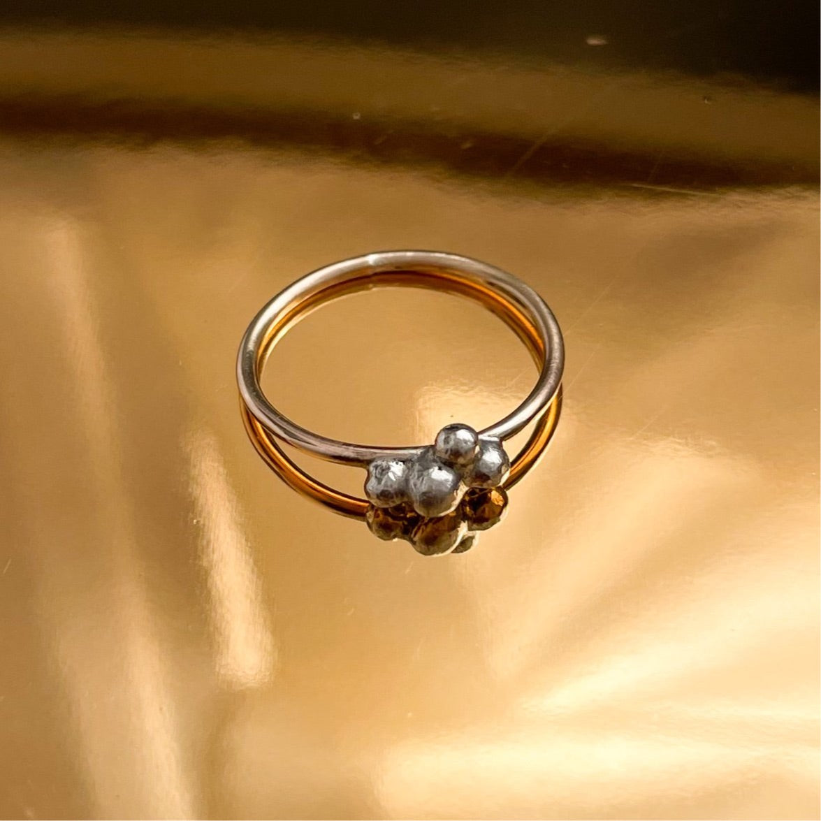 Bubbles Cluster Ring