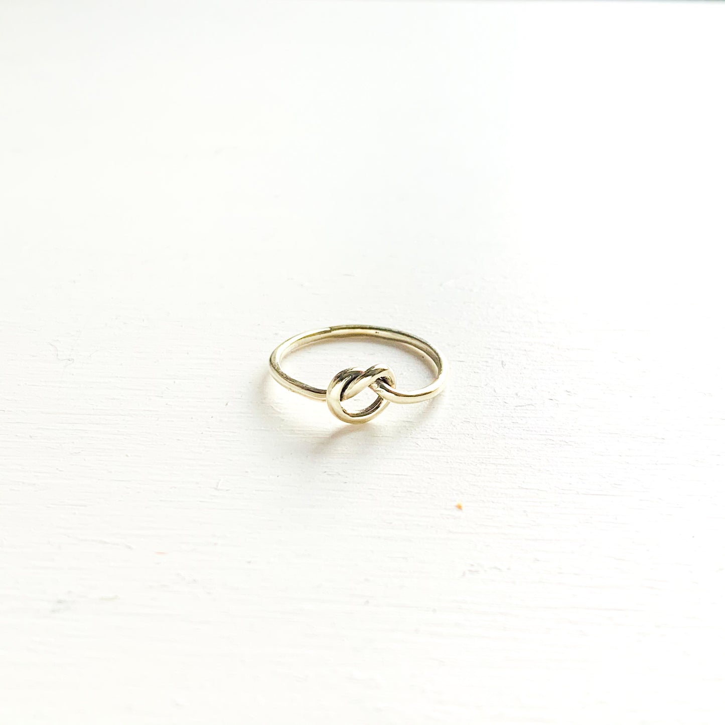 9ct White Gold Knots of Love Ring