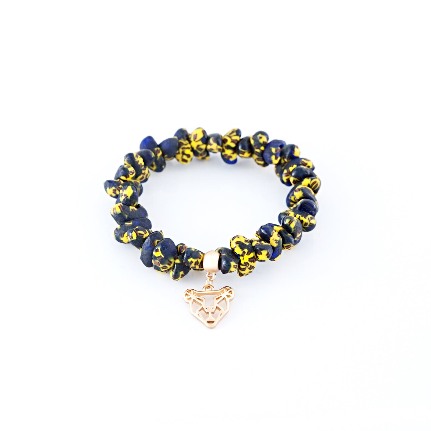 Keelia Bracelet extensible en perles de verre fait main avec breloque