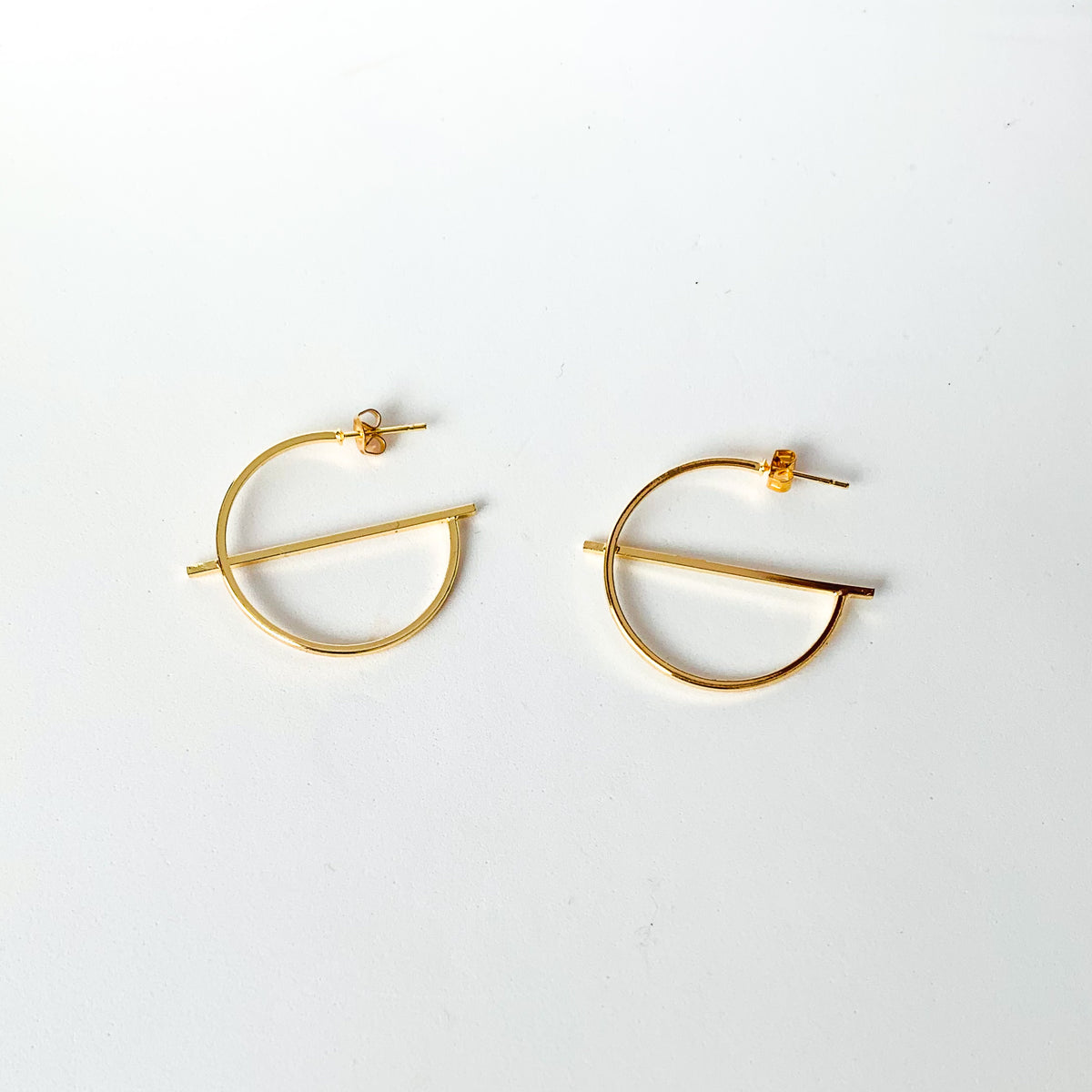 Boucles d'oreilles créoles dorées de luxe